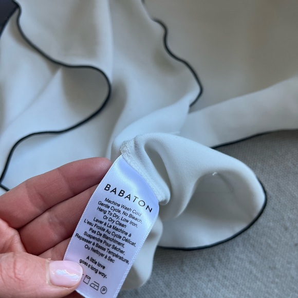 Aritzia Babaton Abasi Tie Front Blouse - Picture 3 of 6